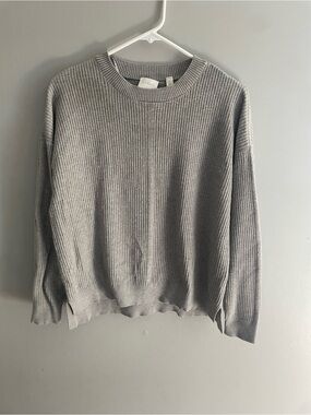 Cyrus Light Gray Ribbed Knit Sweater Women’s Large